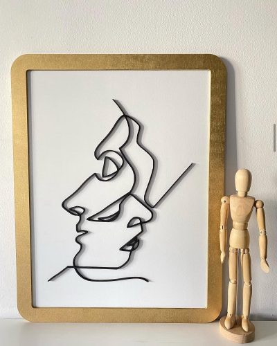 Ξύλινος Διακοσμητικός Πίνακας Faces – 55×45cm